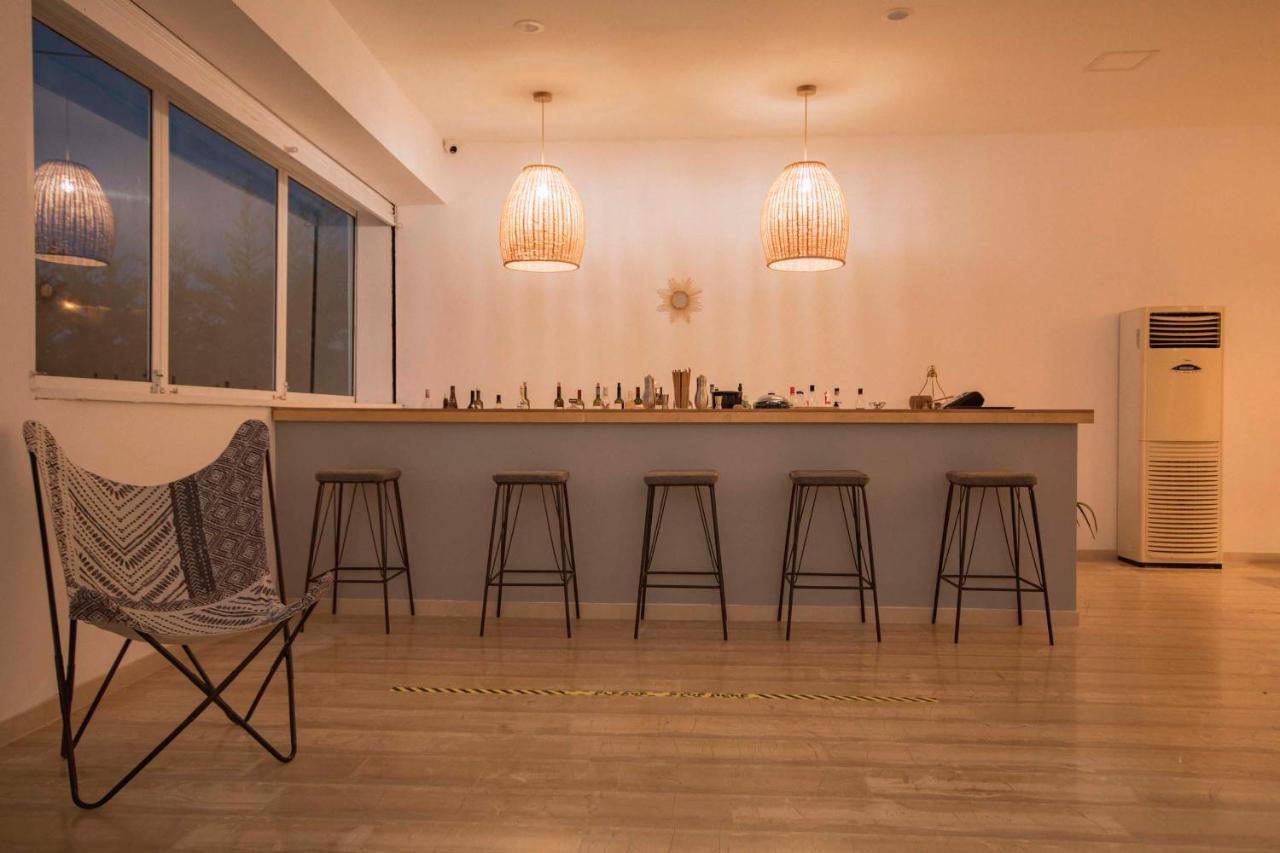 Olive Grove Suites Boutique Hotel Moraitika Exteriör bild