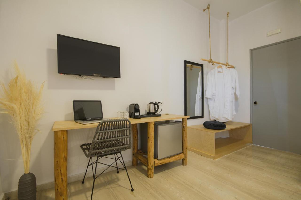 Olive Grove Suites Boutique Hotel Moraitika Exteriör bild
