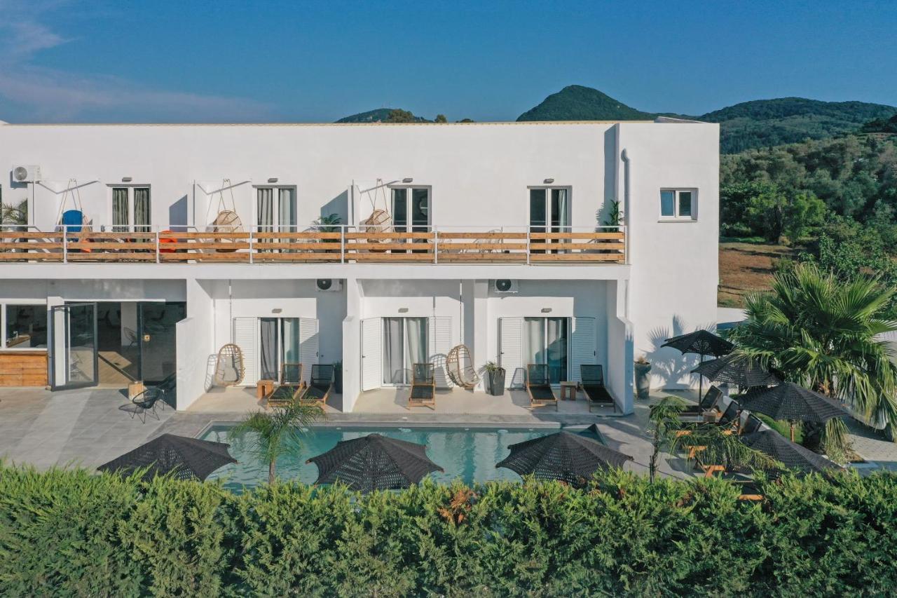 Olive Grove Suites Boutique Hotel Moraitika Exteriör bild