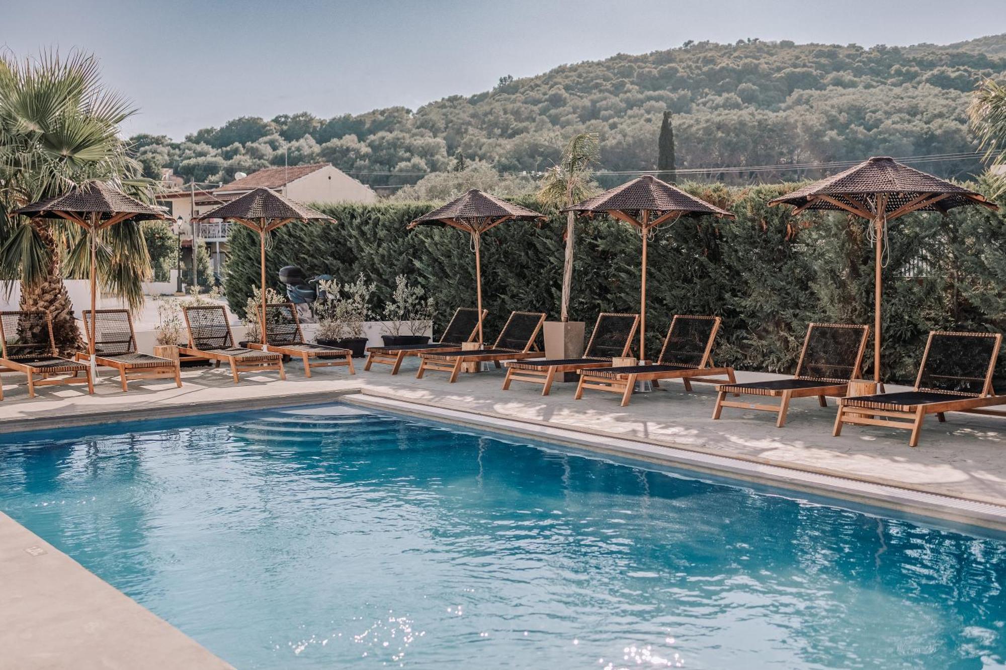 Olive Grove Suites Boutique Hotel Moraitika Exteriör bild