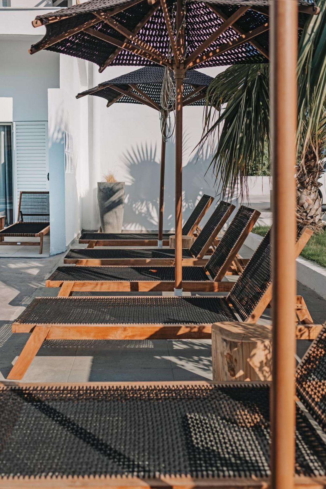 Olive Grove Suites Boutique Hotel Moraitika Exteriör bild