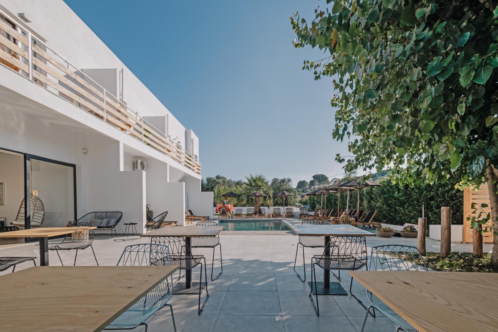 Olive Grove Suites Boutique Hotel Moraitika Exteriör bild